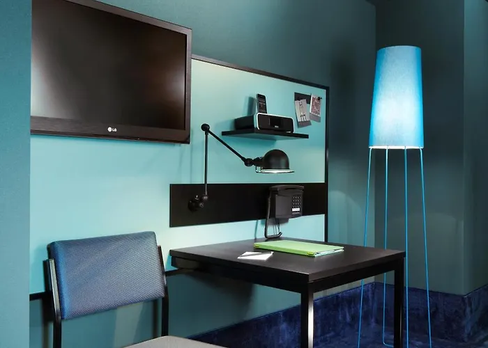 호텔 25아워 골드맨