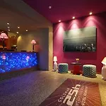 25小时高盛酒店