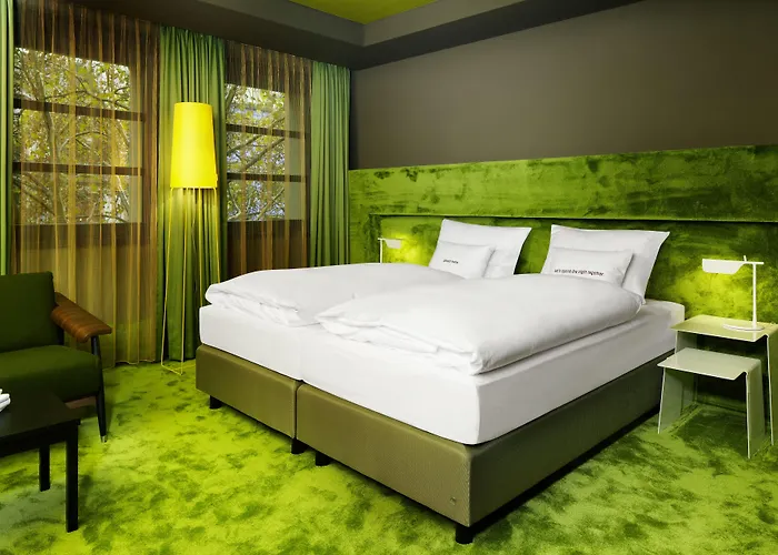 Hotel 25hours The Goldman 4*