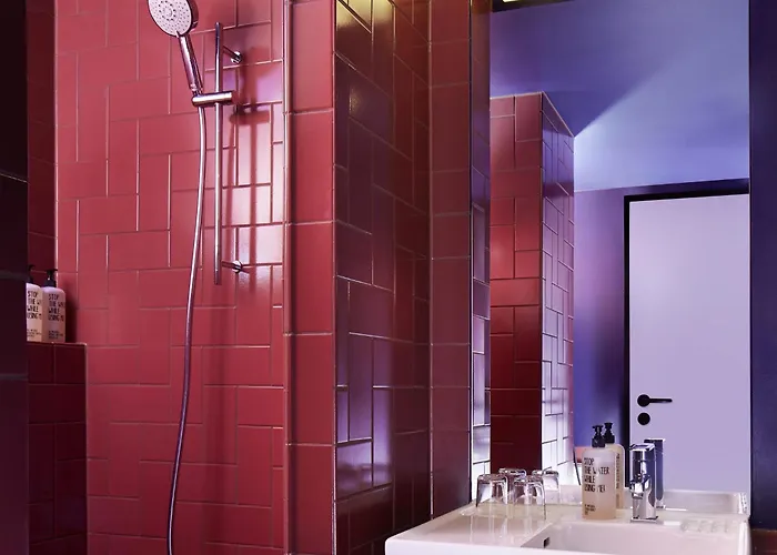 Hotel 25hours The Goldman 4*