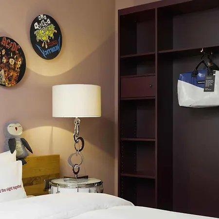 Hotel 25hours The Goldman 4*